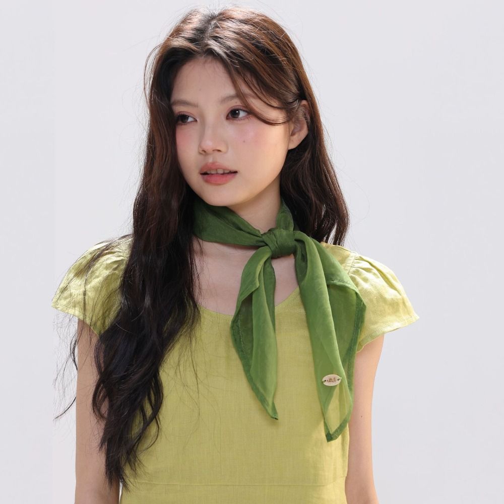 Scarf Silk Square - Pañuelo Cuadrado Pequeño de Color Sólido