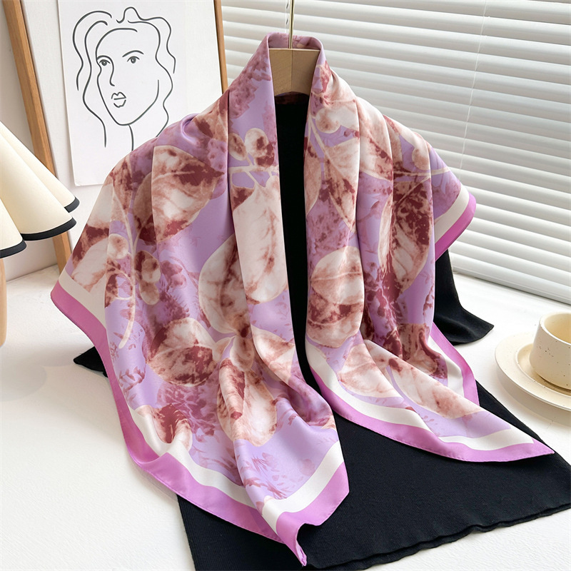 Scarf Silk Square - Bufanda cuadrada grande con estampado Retro