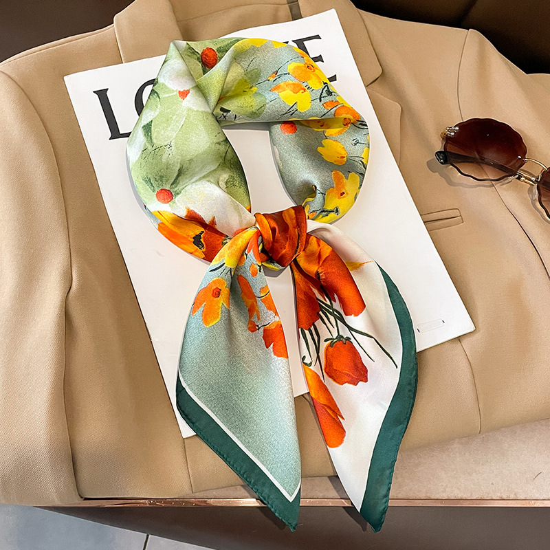 Bufanda cuadrada de seda de 70 - Silk Neck Scarf reseña y precio