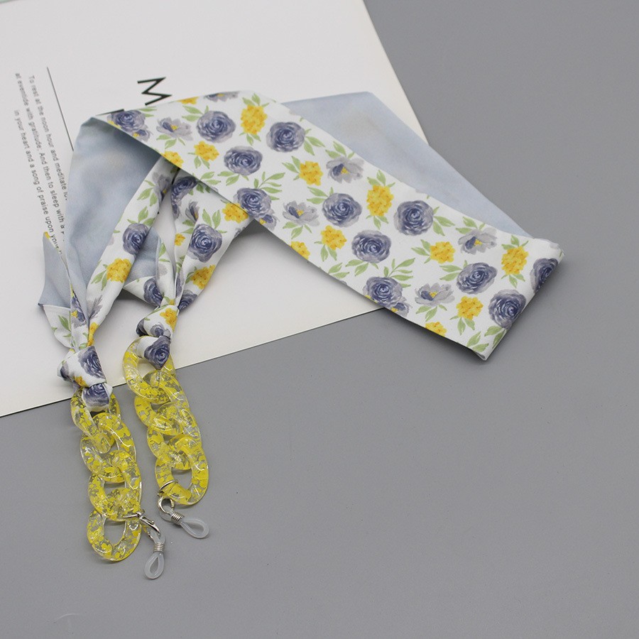 Bufanda de seda con estampado  - Silk Neck Scarf reseña y precio
